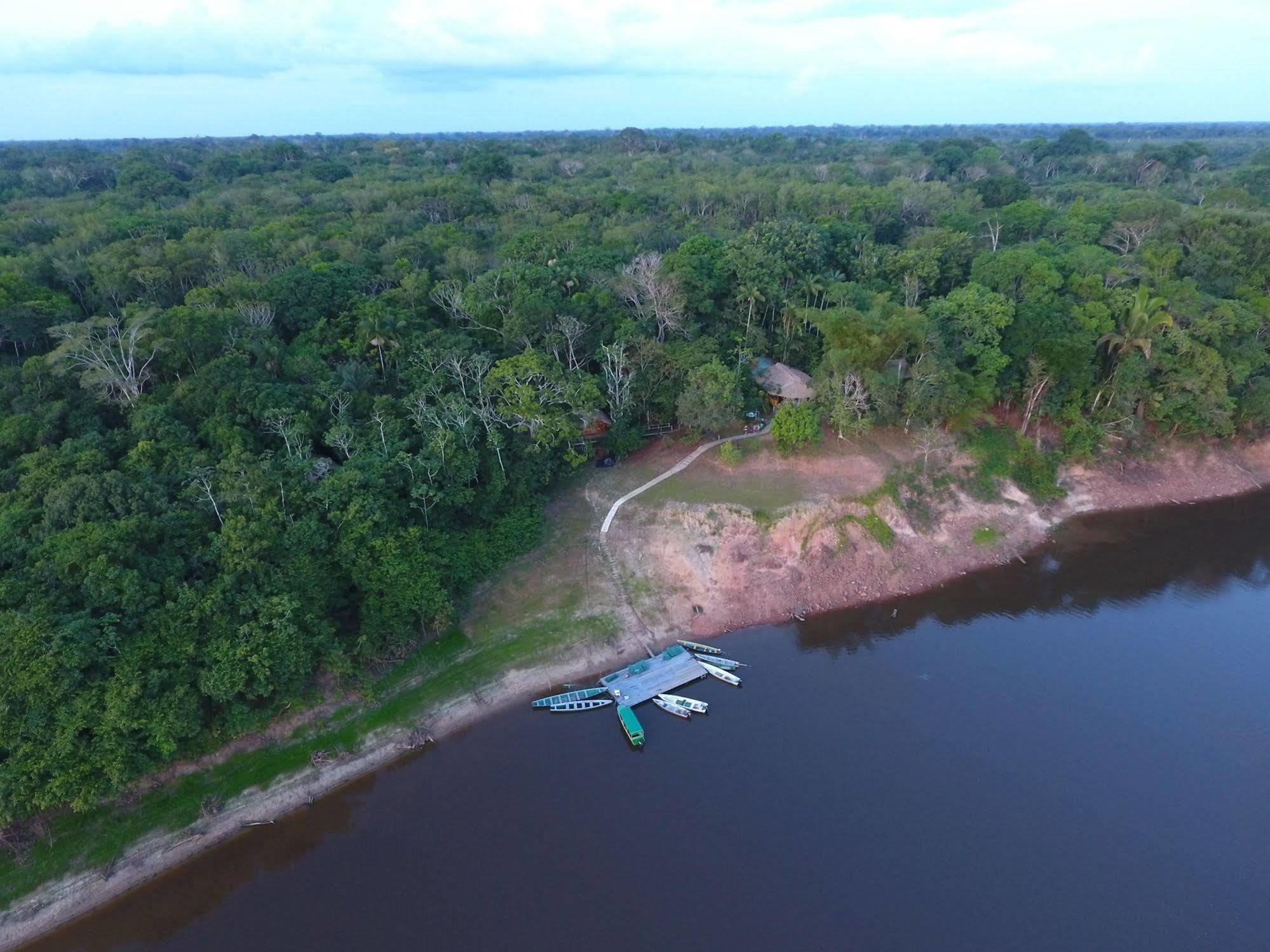 Dolphin Lodge Careiro Luaran gambar